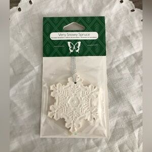 Scentsy Very Snowy Spruce Snowflake Ornament